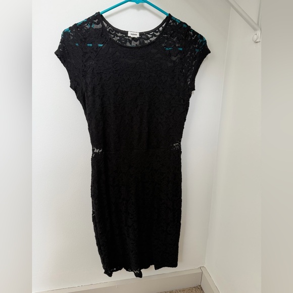 Garage Dresses & Skirts - **SALE*TAKE 50%OFF**Black Lace Midi Dress, Size M